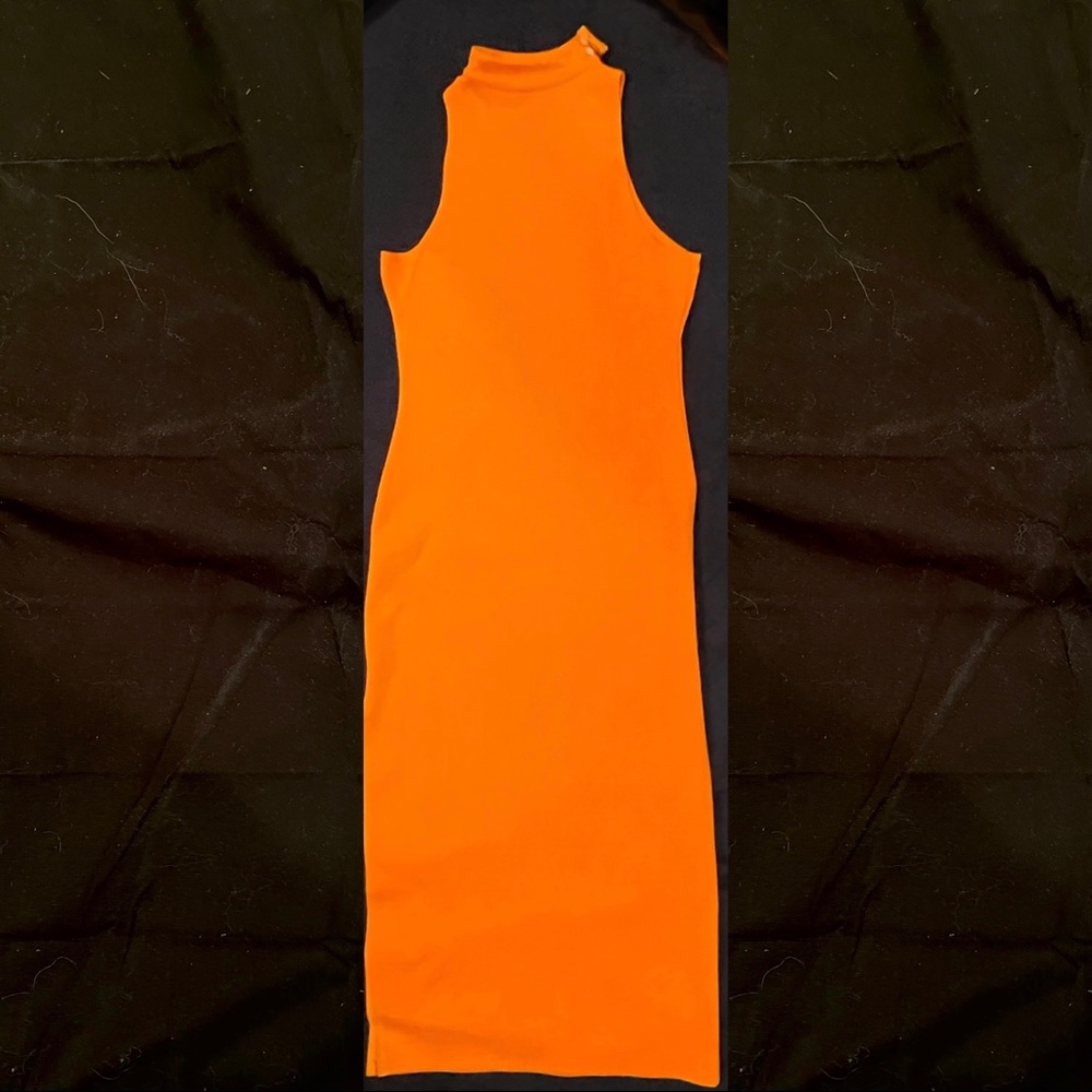 Bebe sleeveless scuba body-con tank maxi dress - Picture 3 of 4